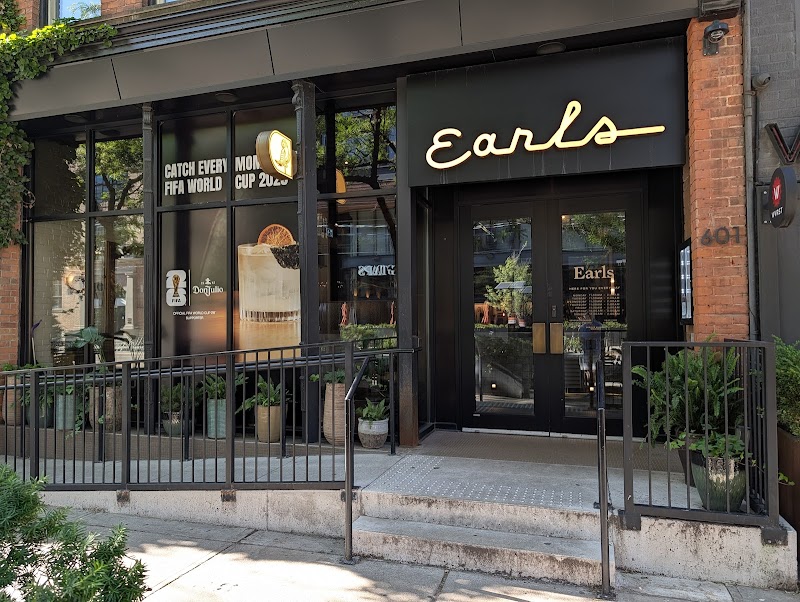Earls Kitchen + Bar - Financial District (King & University)